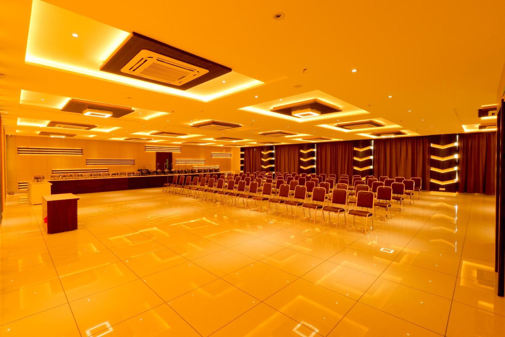 Hotel Grand Darshan Vadodara Extérieur photo